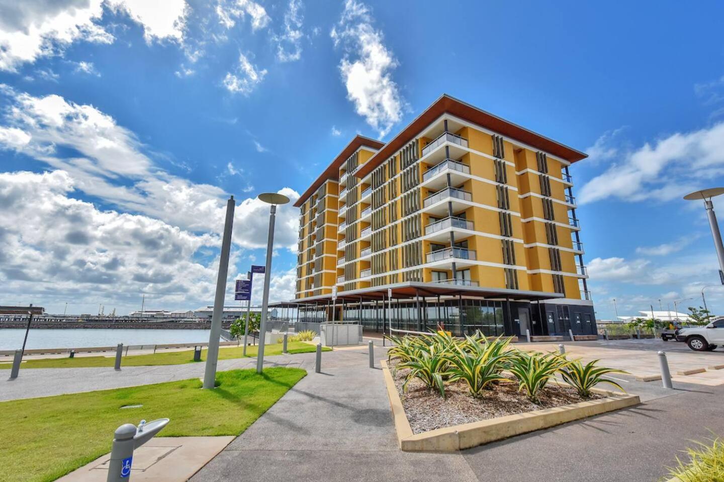 Darwin Waterfront Luxury Apartment Exteriör bild